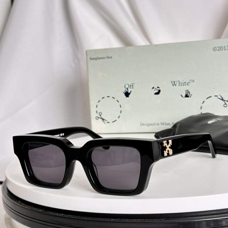 Picture of Off White Sunglasses _SKUfw74861845fw